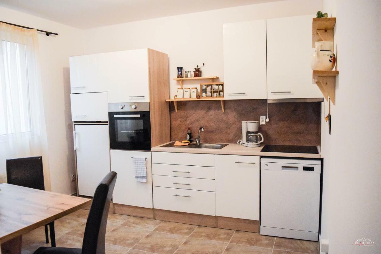 Spacious And Cozy 3Bd+Terrace Couples Apartment Timişoara Extérieur photo